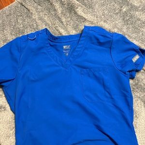 Med Couture Insight 1-Pocket Tuck-In Scrub Top